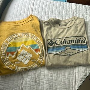 2 Columbia Tshirts